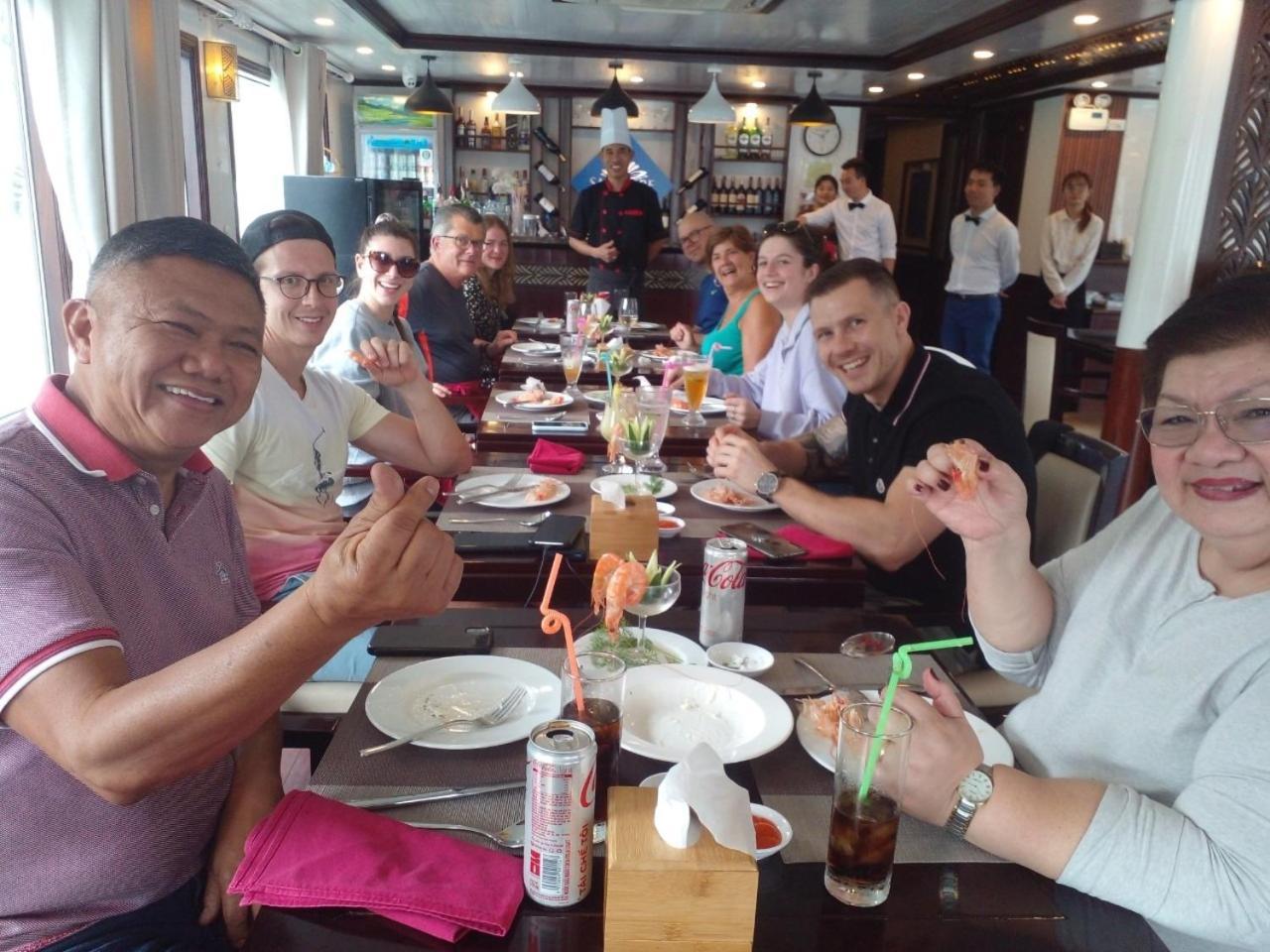 Halong Sapphire Cruises Hotel Ha Long Eksteriør billede