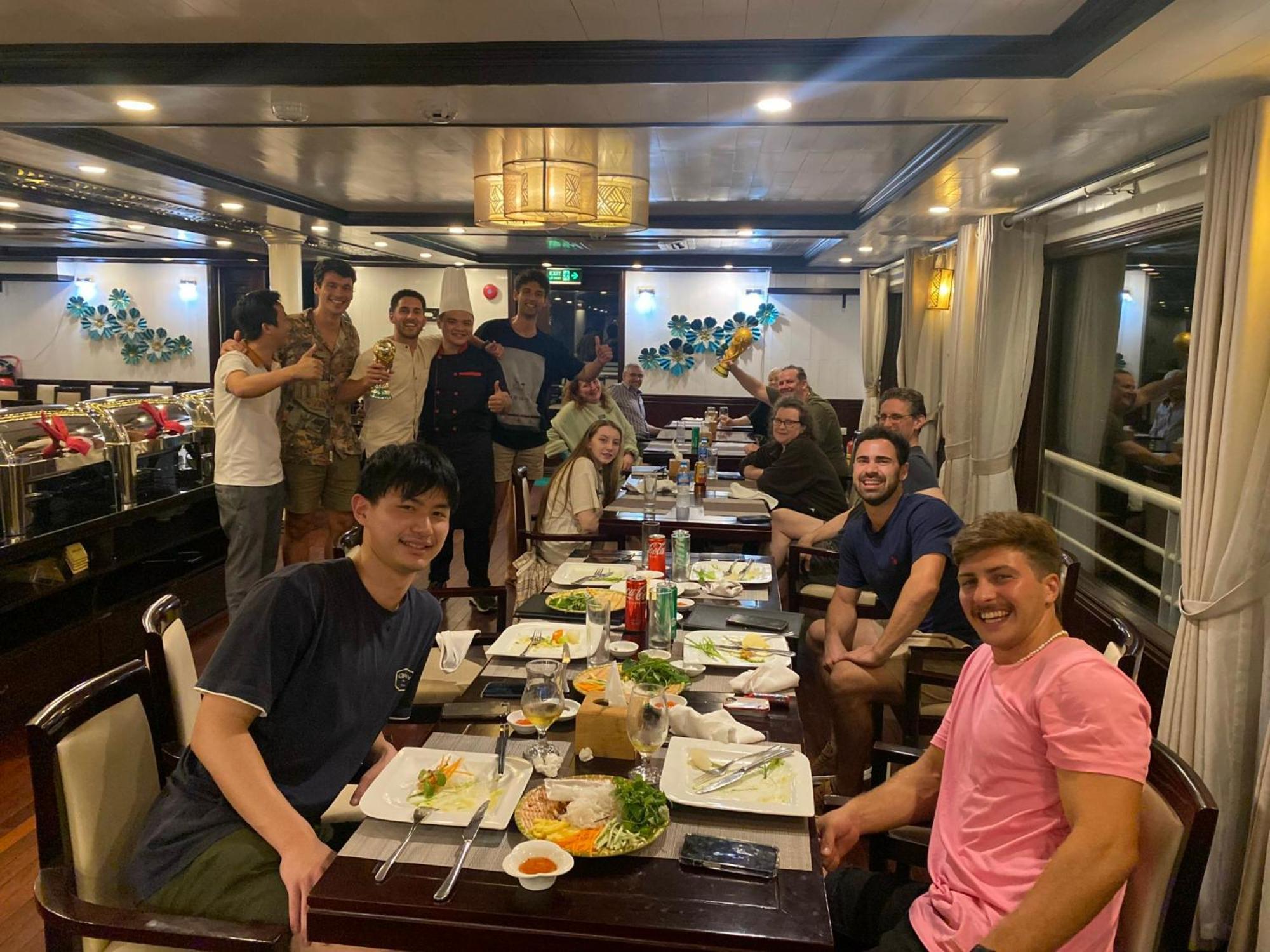Halong Sapphire Cruises Hotel Ha Long Eksteriør billede