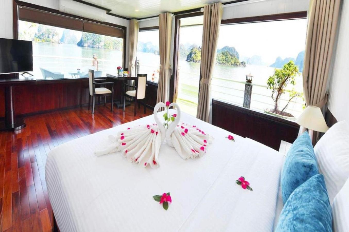 Halong Sapphire Cruises Hotel Ha Long Eksteriør billede