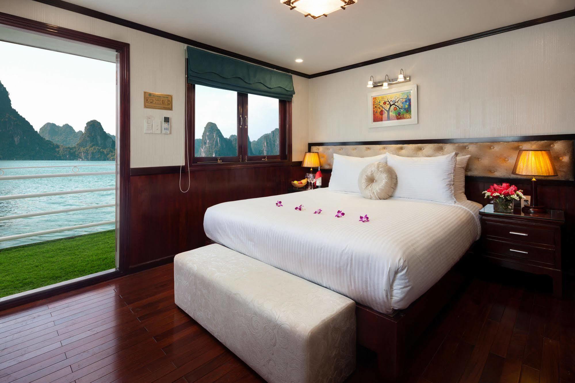 Halong Sapphire Cruises Hotel Ha Long Eksteriør billede