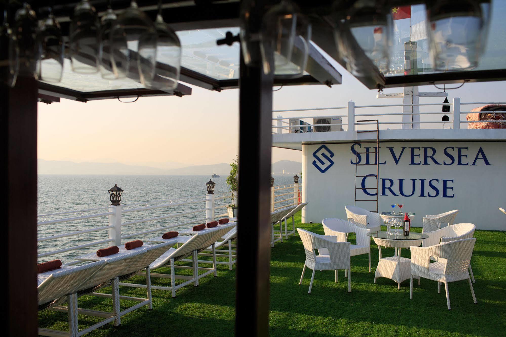 Halong Sapphire Cruises Hotel Ha Long Eksteriør billede