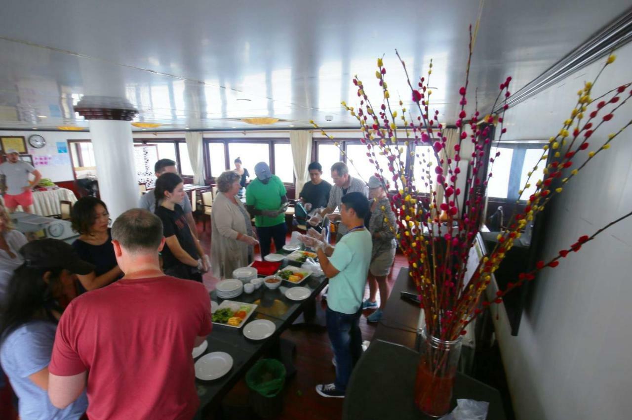 Halong Sapphire Cruises Hotel Ha Long Eksteriør billede