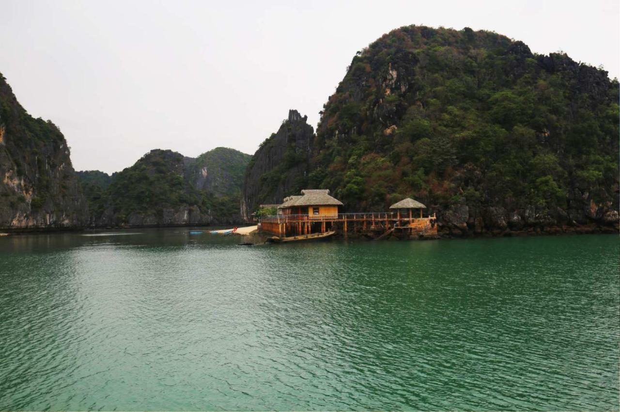 Halong Sapphire Cruises Hotel Ha Long Eksteriør billede